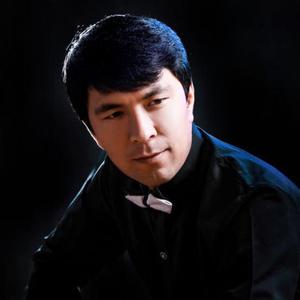 骚逼女人操屄视频
